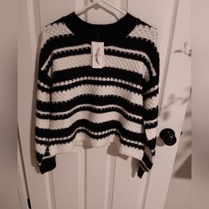 Jessica Simpson Black and White Knit Striped Sweater. Medium. NWT